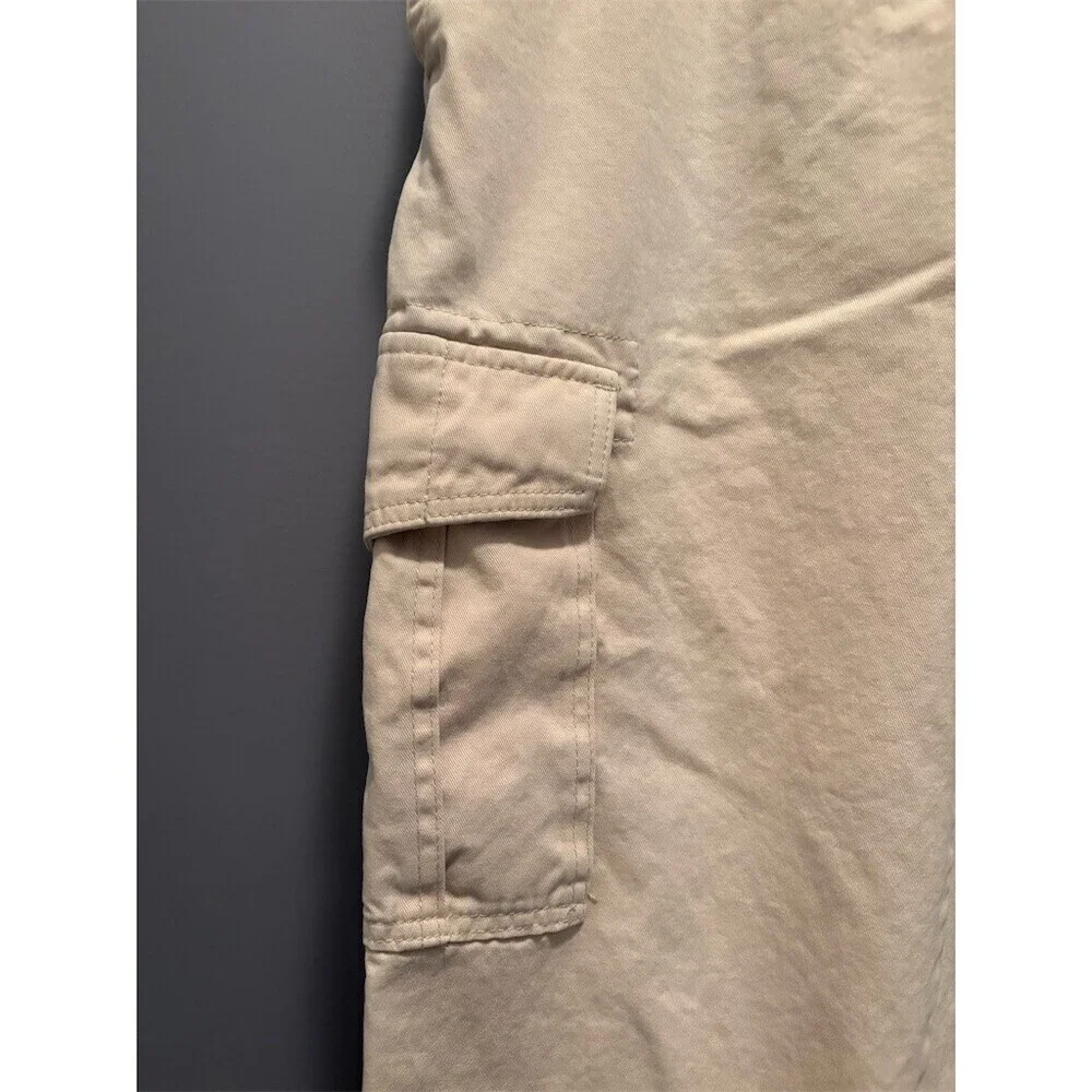 Old Navy Khaki Cargo Pants
